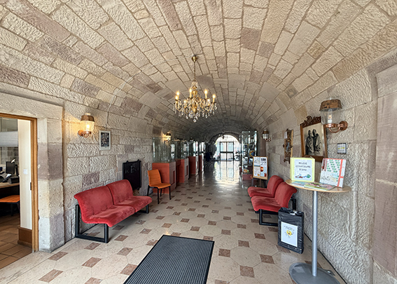 mairie-entrée